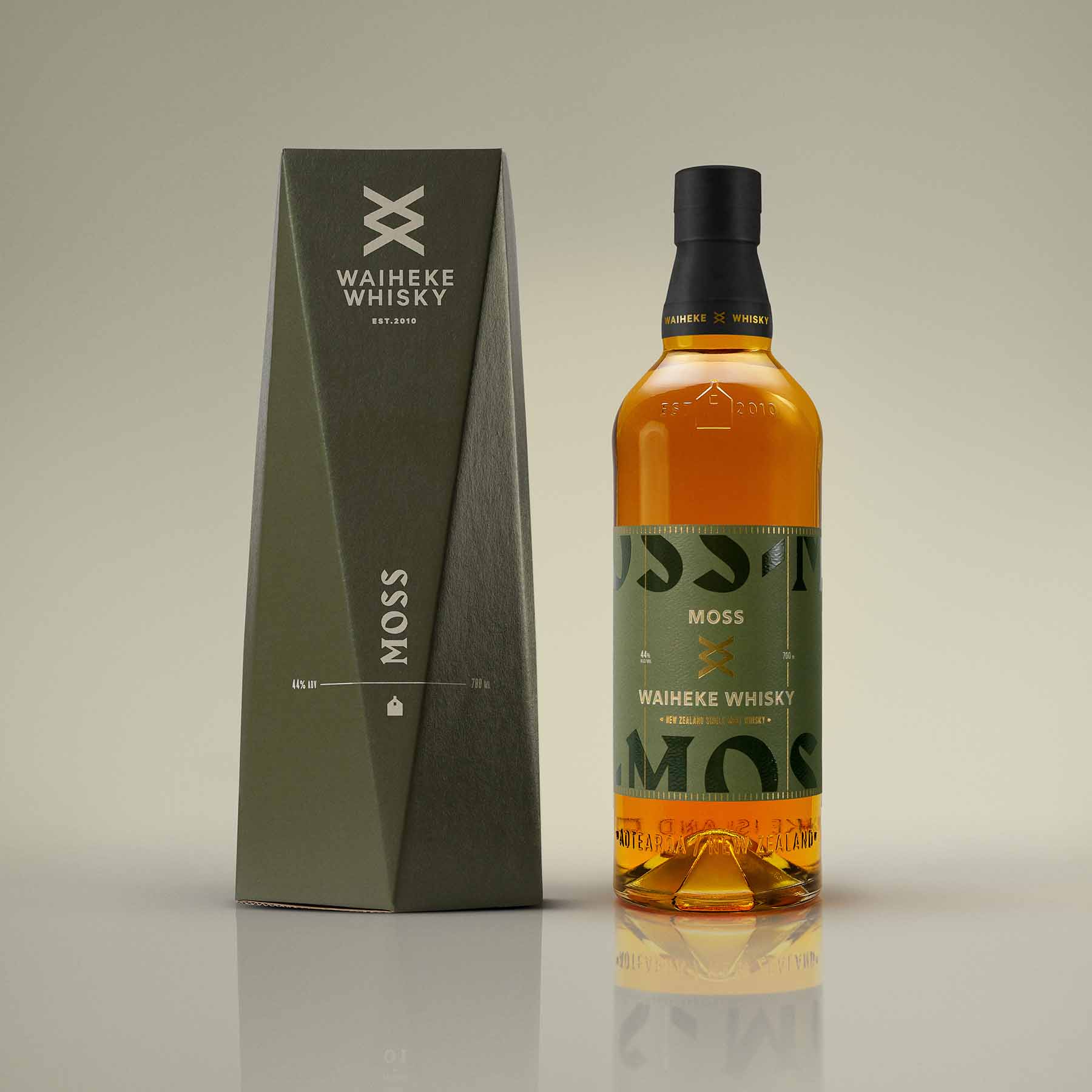 Moss - Lightly Peated Single Malt Whisky | Waiheke Whisky